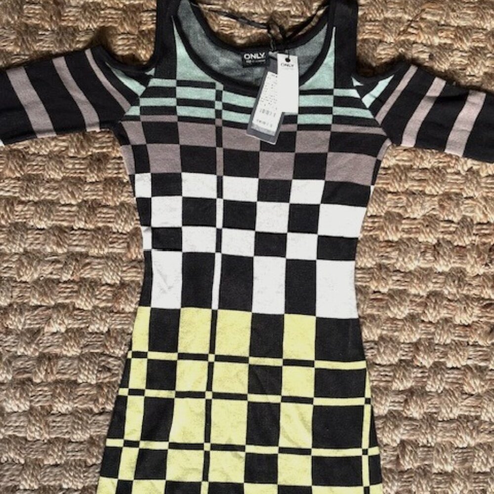 🖤 ONLY Collection Geometric Bodycon Dress 🖤